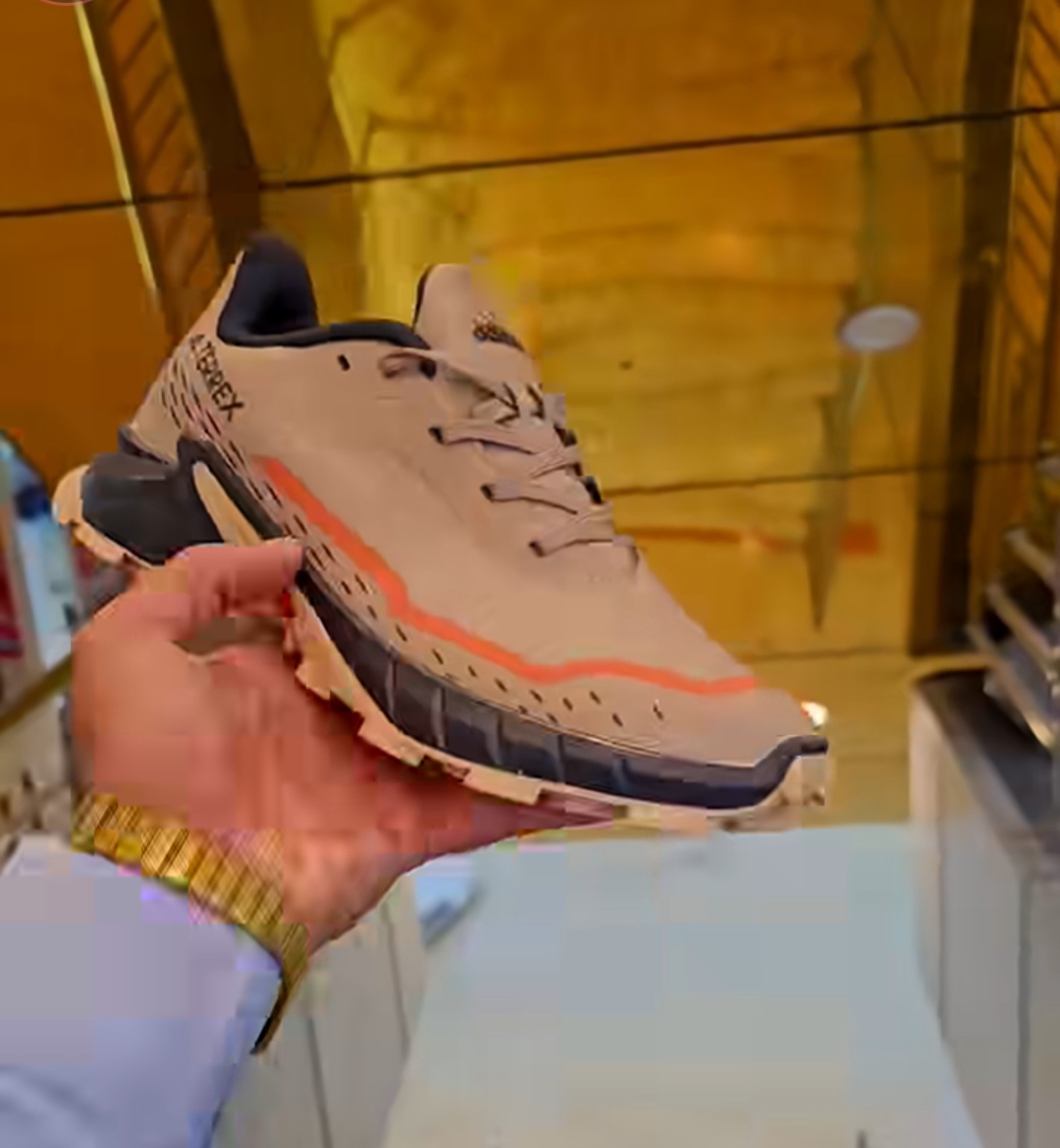 کتونی ادیداس ترکس/Adidas Terrex/تریل رانینگ/ وارداتی ساخت ویتنام/سایز ۴۰ تا ۴۵. فروش بصورت عمده و تک .