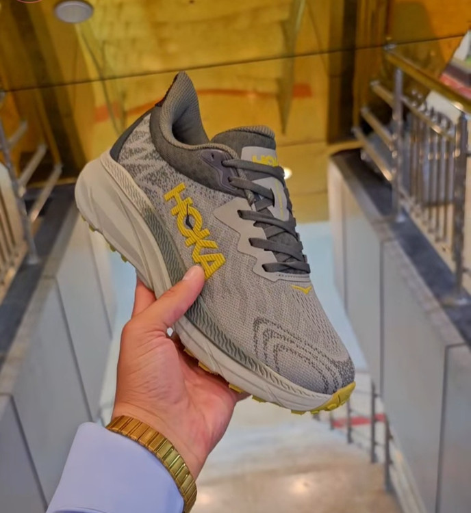 کتونی هوکا چلنجرHoka challenger ساخت ویتنام/