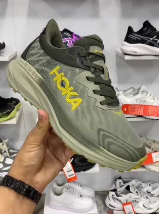 کتونی هوکا چلنجرHoka challenger ساخت ویتنام/