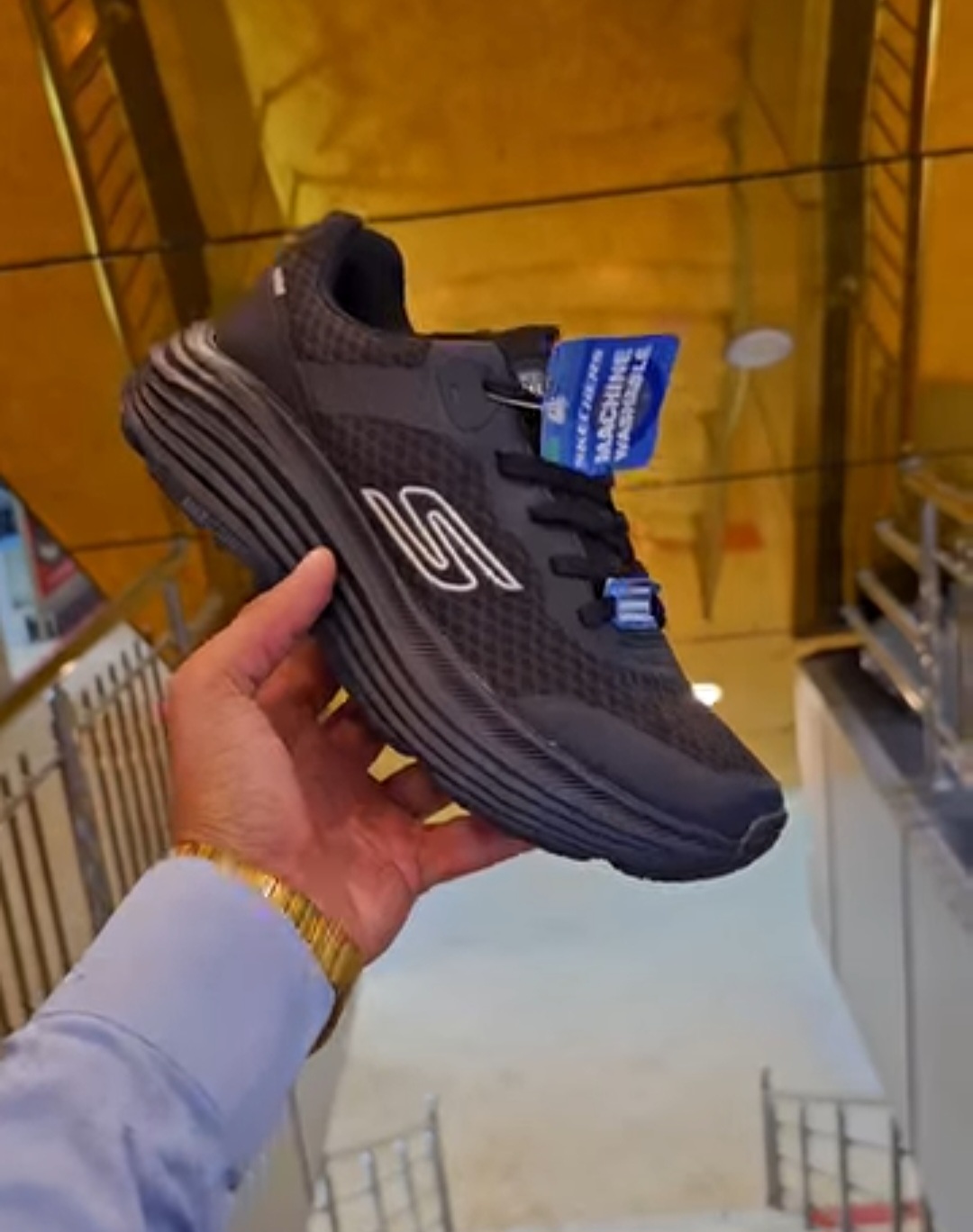 Skechers Go Walk Max Cushioning Vietnam