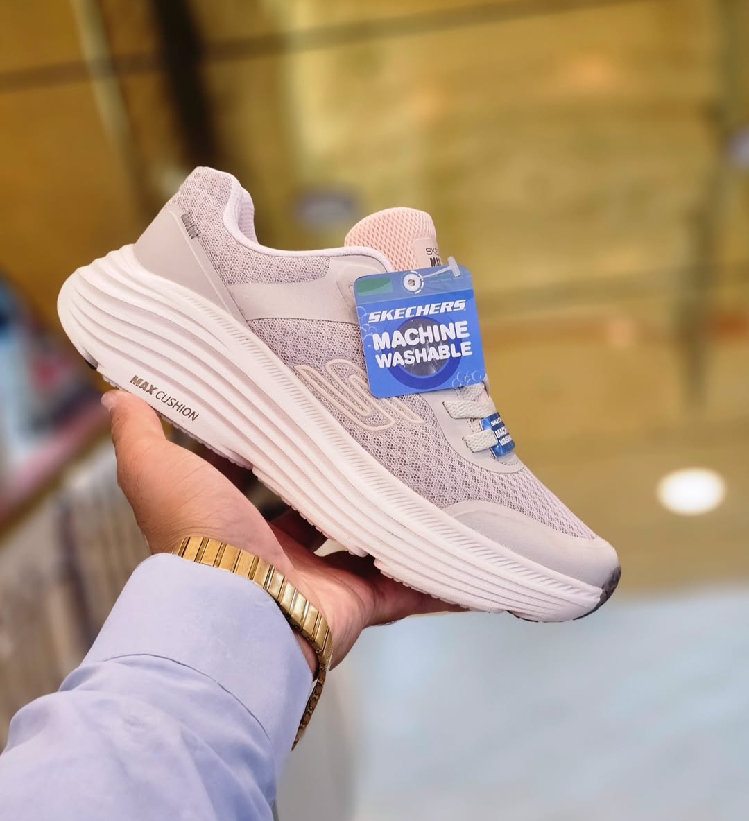 کتونی اسکیچرز مدل GO Walk max Cushioning , سایز ۳۷تا۴۰، ساخت ویتنام ، فروش عمده و تک .