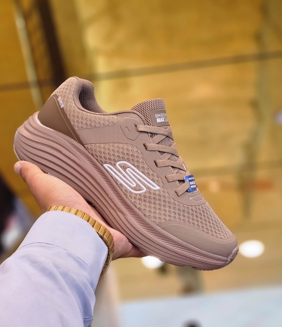 کتونی اسکیچرز مدل GO Walk max Cushioning , سایز ۳۷تا۴۰، ساخت ویتنام ، فروش عمده و تک .