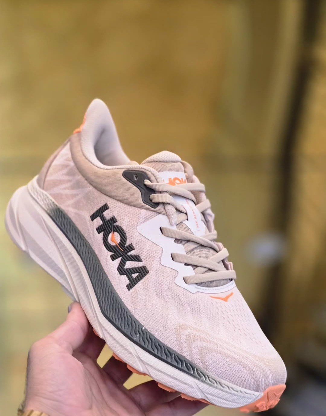 کتونی هوکا چلنجر آرت ۷/Hoka challenger/ ساخت ویتنام وارداتی/ فروش بصورت عمده و تک /سایز ۴۰ تا ۴۵ /Hoka challenger vietnam / تضمین کیفیت کالا