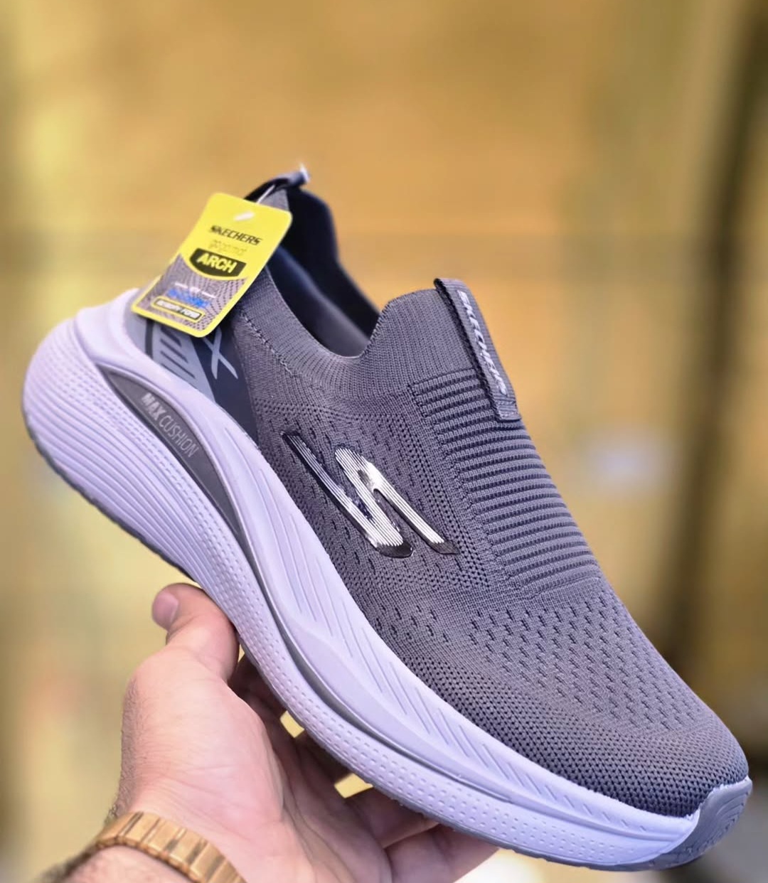 کفش اسکیچرز مدل/Skechers Max Cushioning/سایز ۴۰تا۴۵/ساخت ویتنام/فروش عمده و تک/