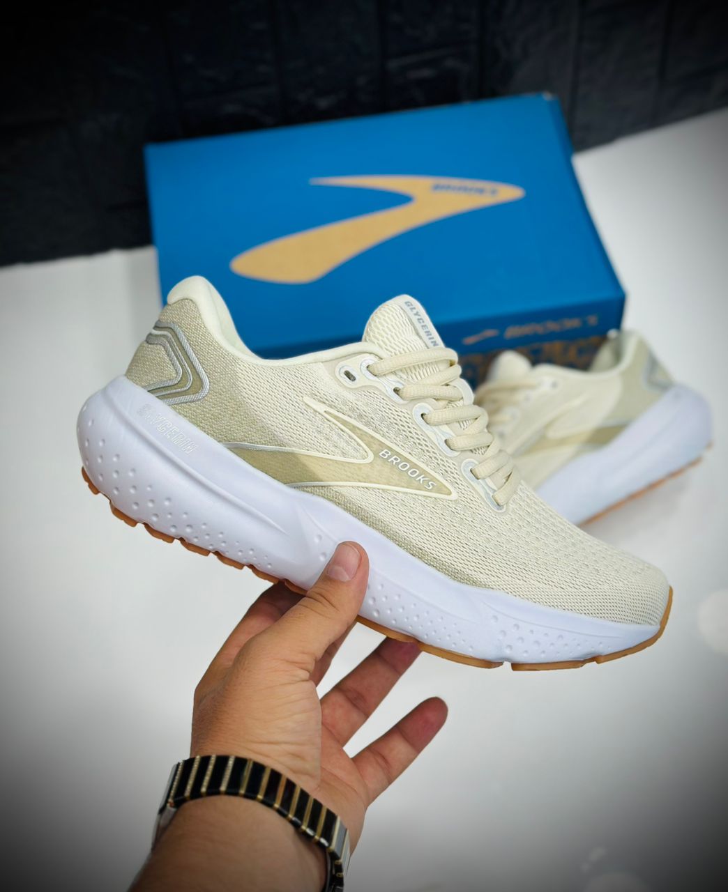 بروکس گلیسیرین ۲۱ Brooks Glycerin 21 سایز ۴۰تا ۴۶/فروش عمده و تک ضمانت کالا