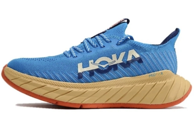 کتونی هوکا کربن ایکس Hoka carbon x 3/ وارداتی ساخت ویتنام سایز ۴۰ تا ۴۵ . فروش عمده و تک .پایین ترین قیمت در ایران .