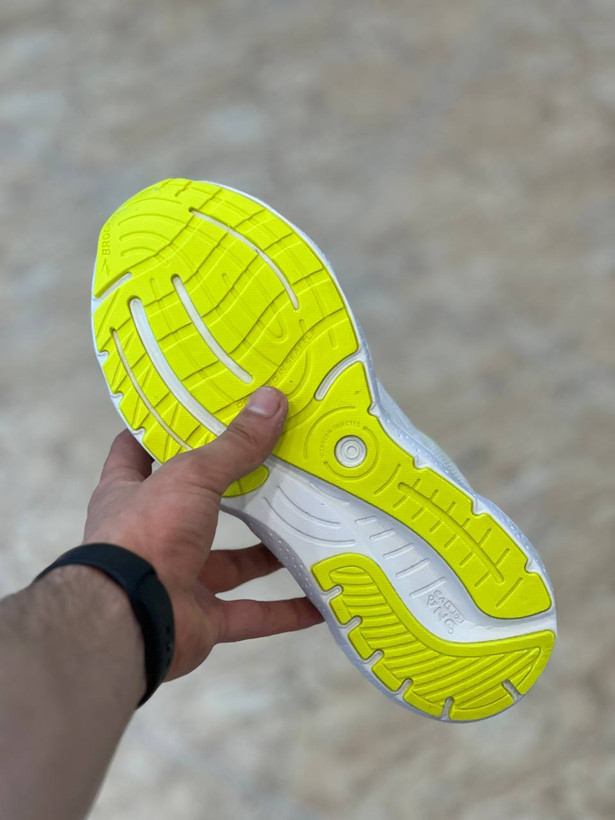 کتونی بروکس گلیسرین ۲۰/BROOKS GLYCERIN 20 /ساخت ویتنام/ سایز۴۰ ۴۱ ۴۲ ۴۳ ۴۴ ۴۵ فروش بصورت عمده و تک ضمانت اصالت کالا