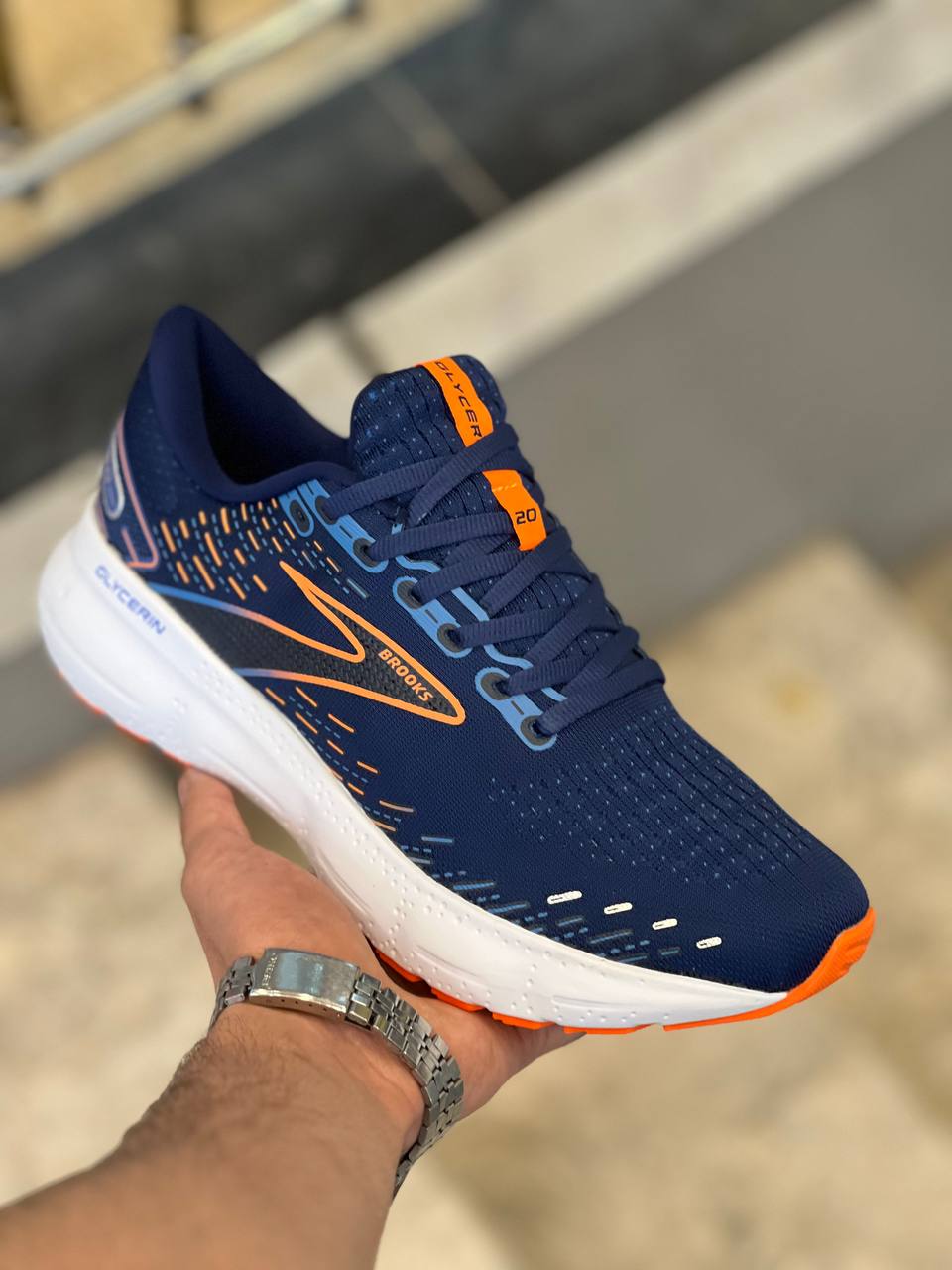 کتونی بروکس گلیسرین ۲۰/BROOKS GLYCERIN 20 /ساخت ویتنام وارداتی/ سایز ۳۶تا ۴۵/فروش بصورت عمده و تک .