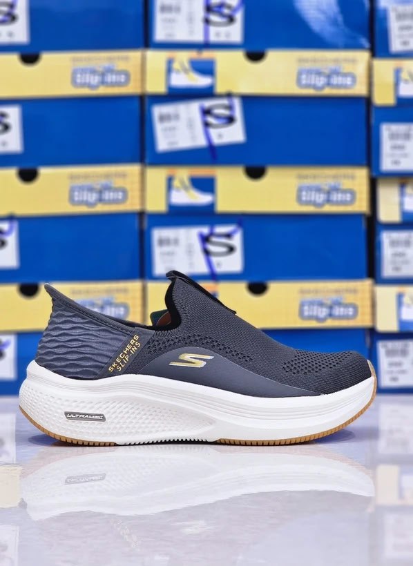 کتونی اسکیچرز اسلیپ امو/Skechers Slip Ins Uomo/طبی و سبک و راحت / ساخت ویتنام وارداتی/ سایز۴۰ تا ۴۵/فروش بصورت عمده و تک /