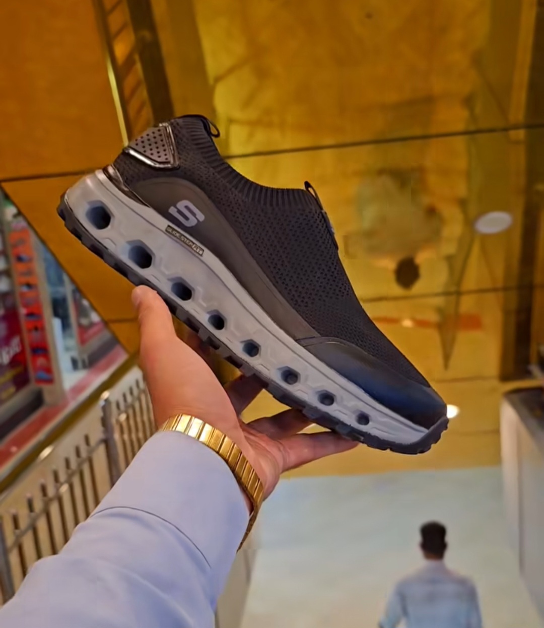 کتونی اسکیچرز/Skechers Glide Step Hands-Free Slip-ins/وارداتی ساخت ویتنام/فروش عمده و تک/سایز ۴۰ تا۴۵/.