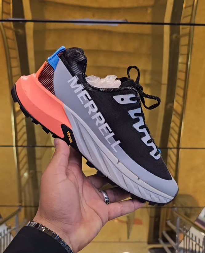 کتونی مرل اجیلتی پیک فایو/Merrell Agility Peak 5 GTX/ زیره ویبرام /ساخت ویتنام وارداتی/سایز ۴۰ تا ۴۵ /فروش عمده و تک /ضمانت کالا