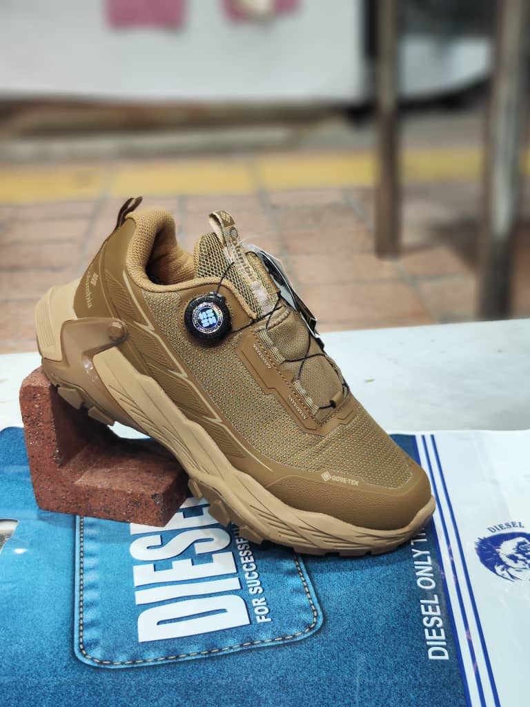 کتونی کلمبیا/Columbia GORE-TEX /بند دیسکی /گورتکس طبیعتگردی کف ویبرام / ساخت ویتنام وارداتی/ سایز ۴۰ تا ۴۵ /فروش عمده و تک /