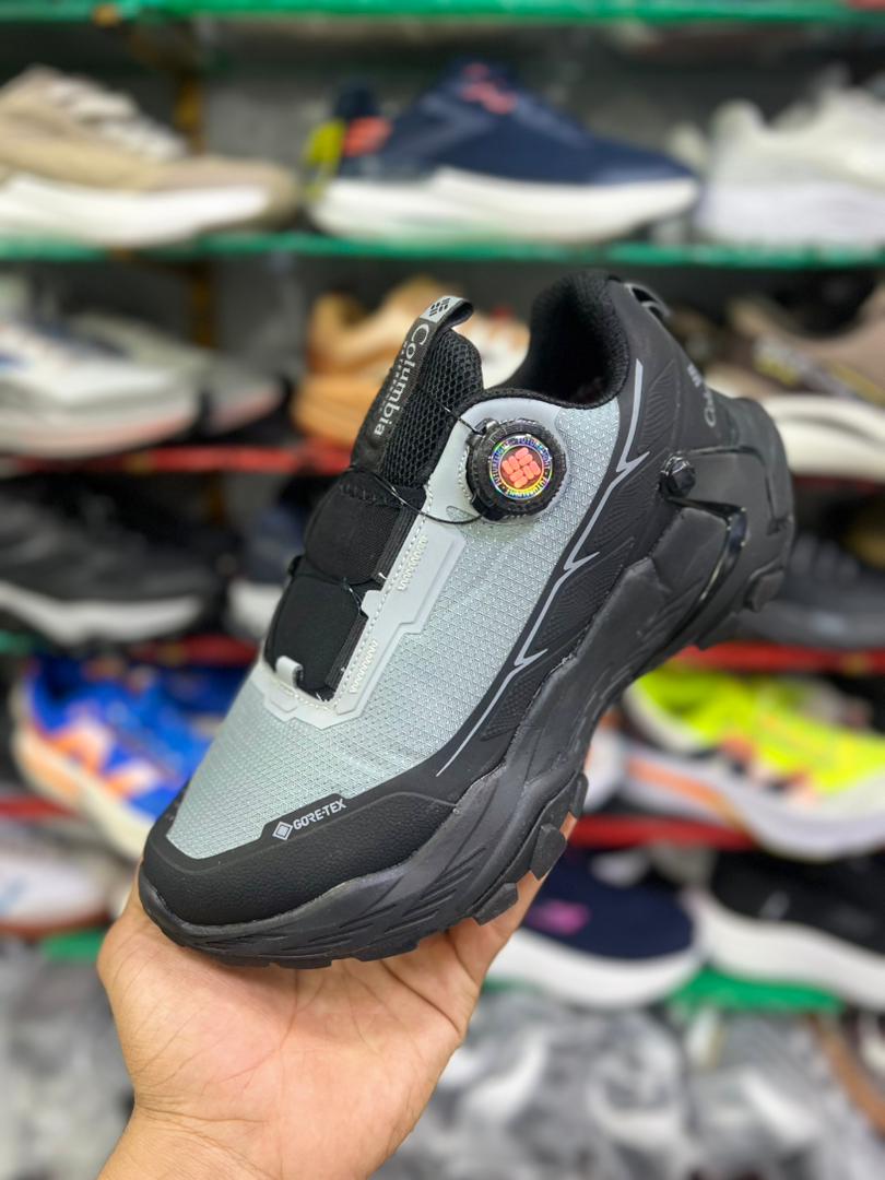 کفش کلمبیا/Columbia GORE-TEX /بند دیسکی /گورتکس طبیعتگردی کف ویبرام / ساخت ویتنام وارداتی/ سایز ۴۰ تا ۴۵ /فروش عمده و تک /