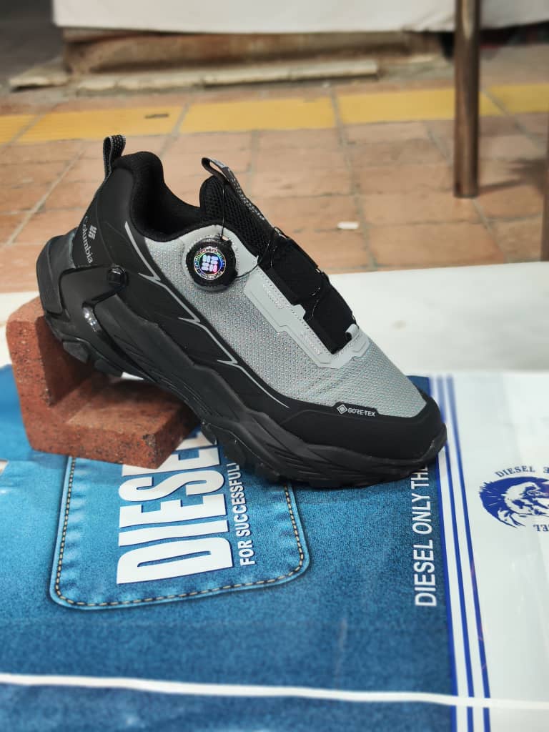 کفش کلمبیا/Columbia GORE-TEX /بند دیسکی /گورتکس طبیعتگردی کف ویبرام / ساخت ویتنام وارداتی/ سایز ۴۰ تا ۴۵ /فروش عمده و تک /
