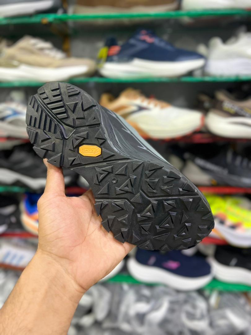 کفش کلمبیا/Columbia GORE-TEX /بند دیسکی /گورتکس طبیعتگردی کف ویبرام / ساخت ویتنام وارداتی/ سایز ۴۰ تا ۴۵ /فروش عمده و تک /