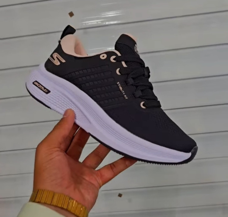کتونی اسکیچرز ساخت ویتنام , سایز 37تا ۴۰ تنوskechers GoRUN