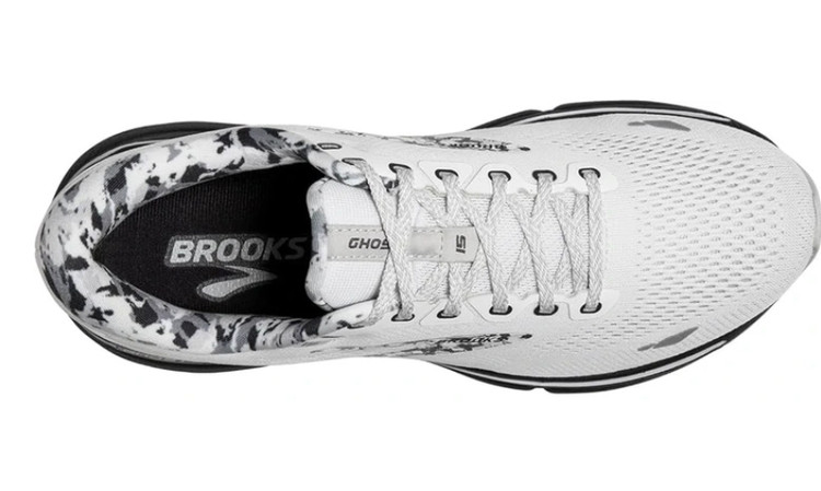 کتونی بروکس گاست ۱۵ / ساخت ویتنام وارداتی /Brooks Ghost 15/ سایز ۴۰تا ۴۵ /فروش عمده و تک .