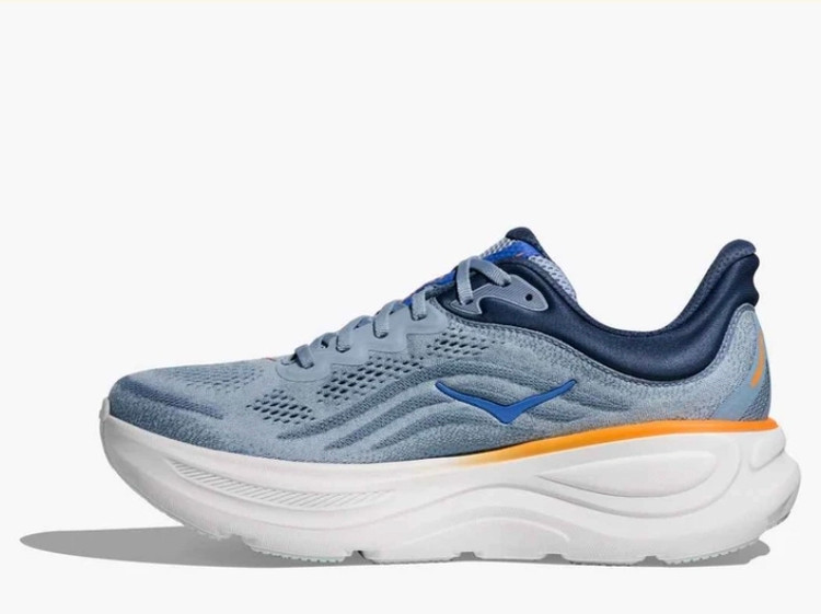 کتونی هوکا باندی ۹/shoes hoka bondi 9/ساخت ویتنام وارداتی /همراه با جعبه باربارکد دار/سایز ۳۶ تا ۴۵ /فروش عمده و تک/ست جذاب / تضمین کیفیت کالا