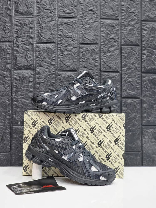 کتونی نیوبالانس ۱۹۰۶/Newbalance 1906/ست جذاب زنانه و مردانه سایز ۳۷ تا ۴۵ فروش بصورت عمده و تک