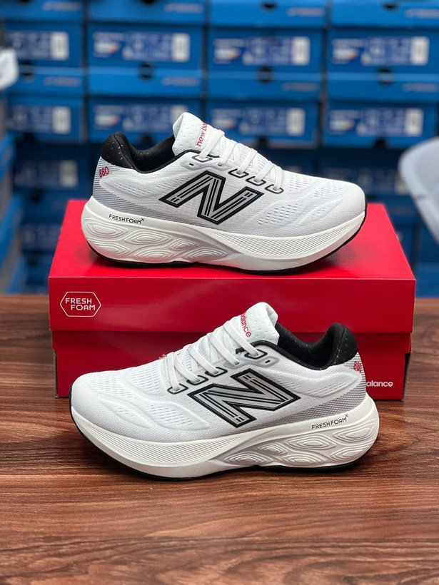 کتونی نیوبالانس 880/Newbalance 880 vietnam /ساخت ویتنام/سایز ۴۰الی ۴۵/فروش عمده و تک
