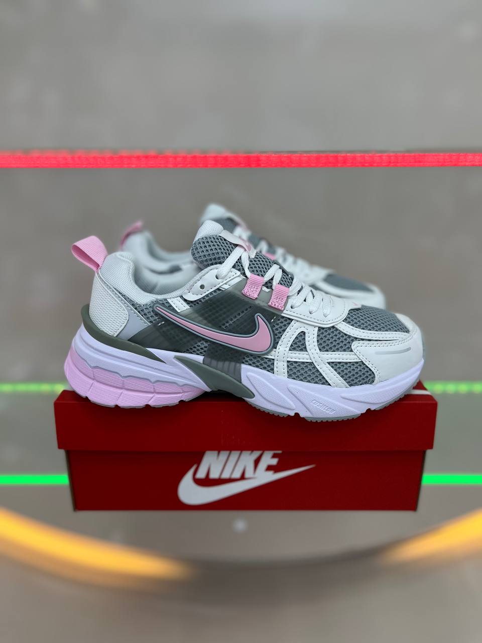 Nike v2k run نایک وی تو کی