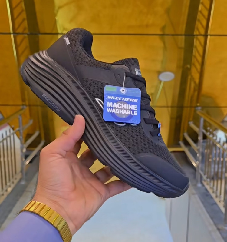 کتونی اسکیچرز مدل GO Walk max Cushioning , سایز ۳۷ تا ۴۵ ساخت ویتنام ، فروش عمده و تک .ست جذاب