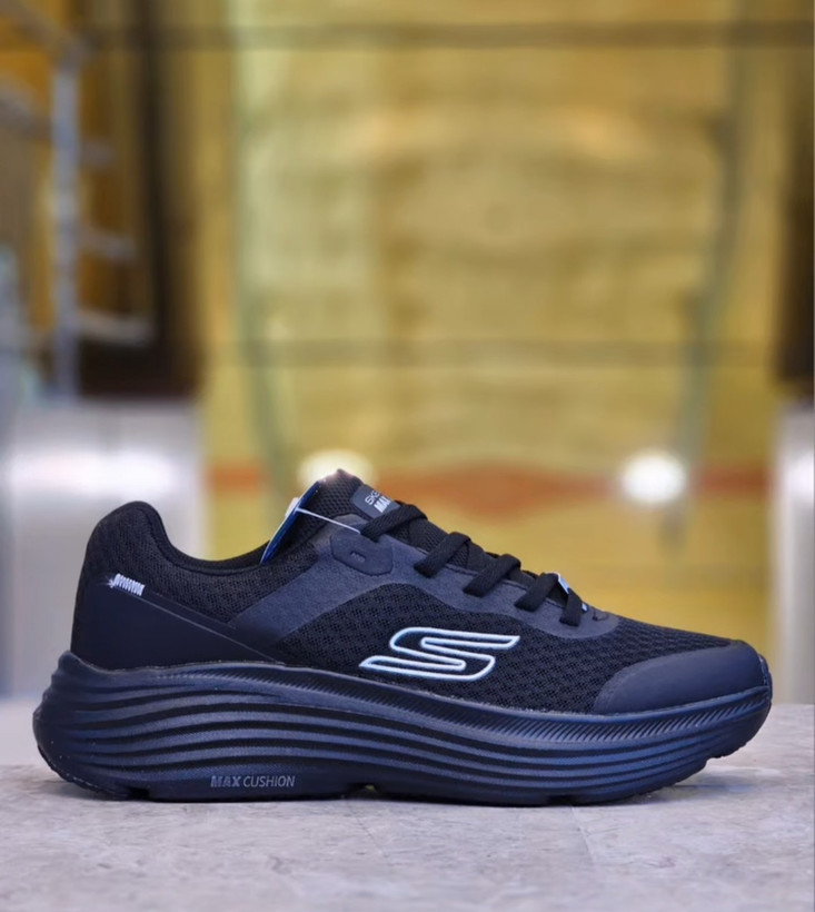 کتونی اسکیچرز مدل GO Walk max Cushioning , سایز ۳۷ تا ۴۵ ساخت ویتنام ، فروش عمده و تک .ست جذاب