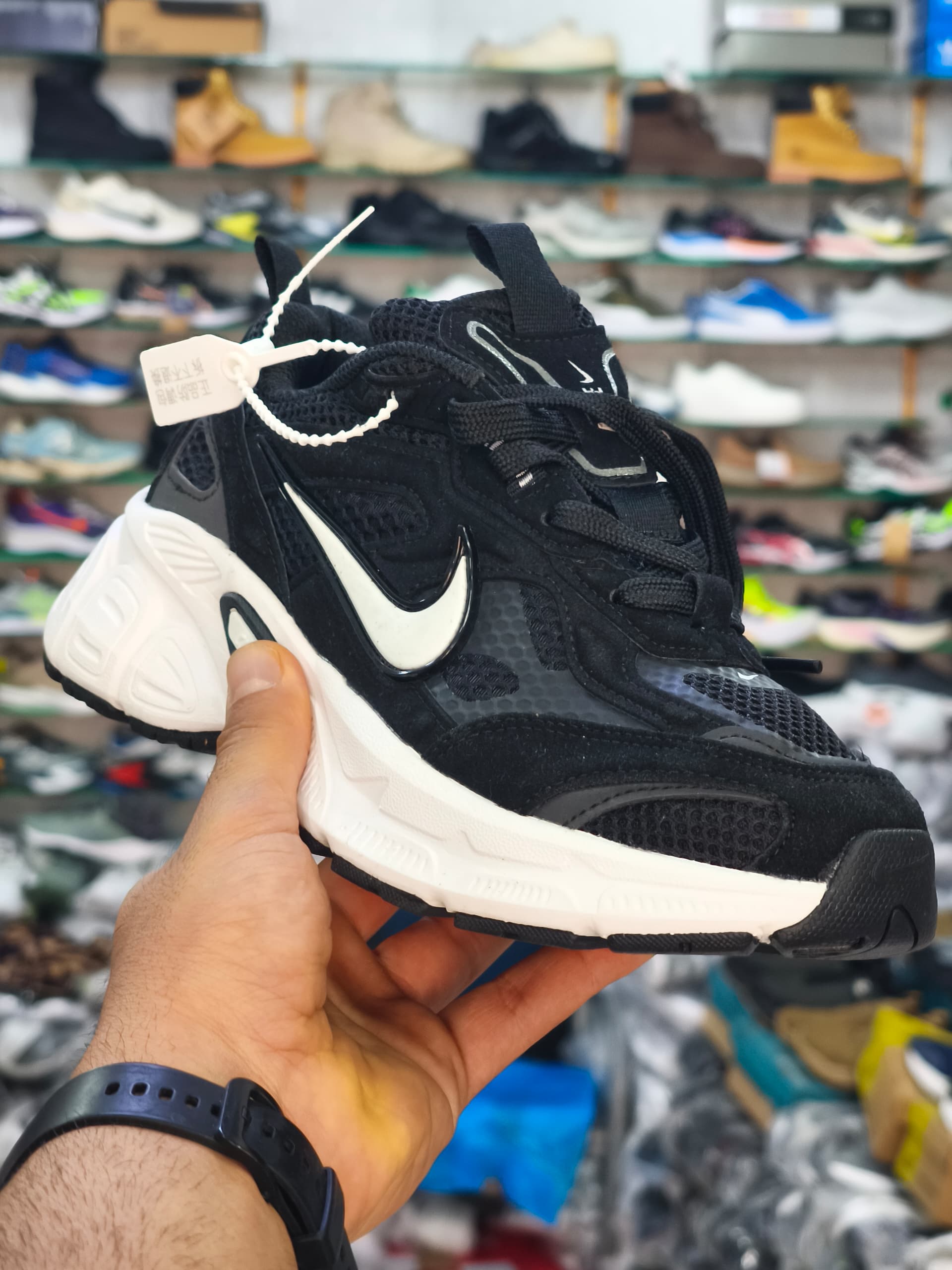 نایک وی فایو کیNike v5k run/سایز 37 الی 40/ فروش عمده و تک/بالاترین کیفیت