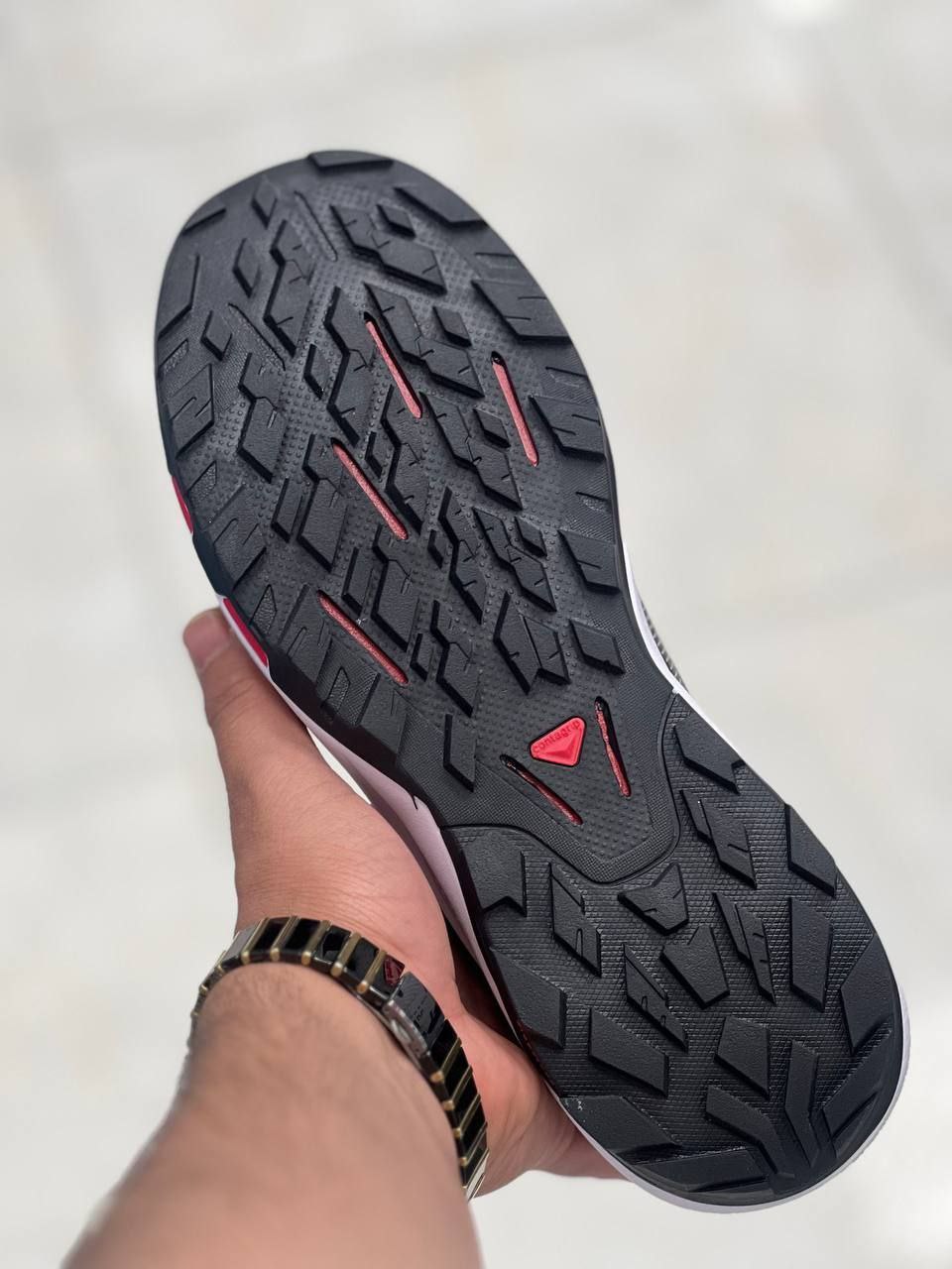 کتونی سالامون Salomon Outpulse GTX سایز ۴۰ تا ۴۵ فروش بصورت عمده و تک ضمانت کالا
