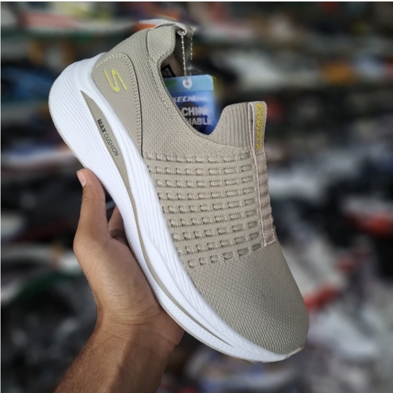 کتونی اسکیچرز مدل GO Walk max Cushioning , سایز ۴۰تا۴۵، ساخت ویتنام ، فروش عمده و تک .
