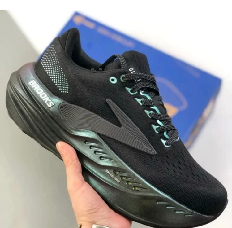 کتونی بروکس/Brooks Glycerin StealthFit 22 /ساخت ویتنام وارداتی/ سایز ۳۶ تا ۴۵/ فروش عمده و تک /