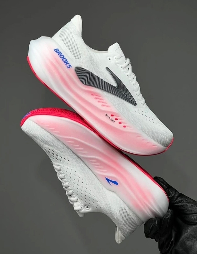 کتونی بروکس/Brooks Glycerin StealthFit 22 /ساخت ویتنام وارداتی/ سایز ۳۶تا ۴۰/ فروش عمده و تک /