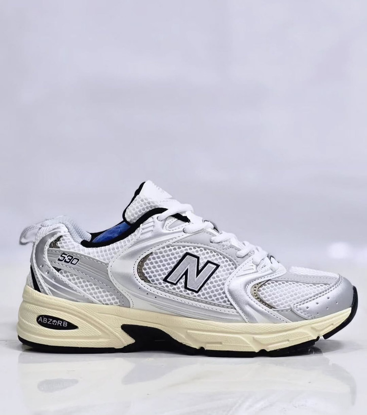 کتونی نیوبالانس ۵۳۰/New balance 53۰/وارداتی ساخت ویتنام/با جعبه بارکد دار/سایز۳۷تا ۴۵/فروش بصورت عمده و تک .