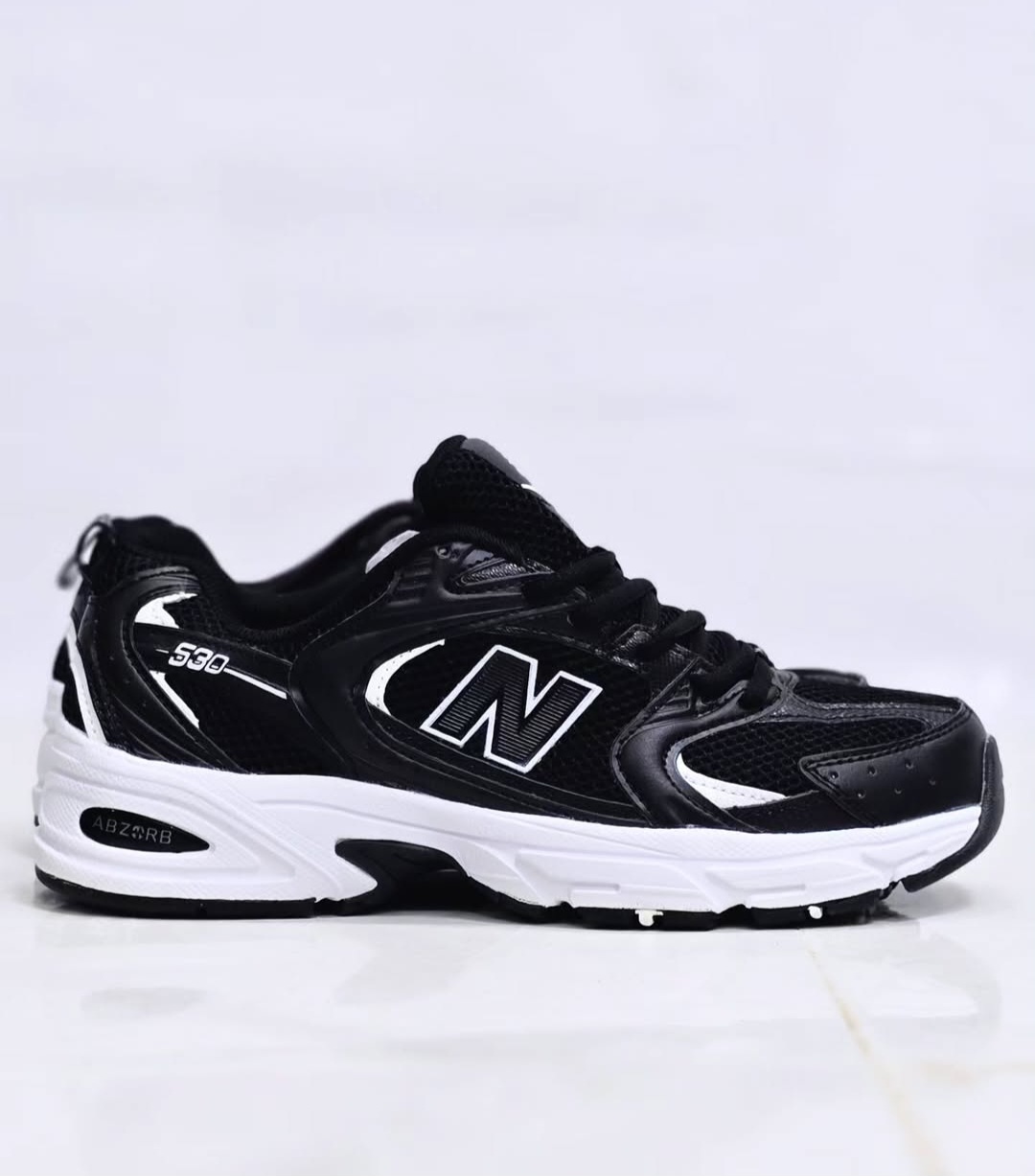 کتونی نیوبالانس ۵۳۰/New balance 53۰/وارداتی ساخت ویتنام/با جعبه بارکد دار/سایز۳۷تا ۴۵/فروش بصورت عمده و تک .