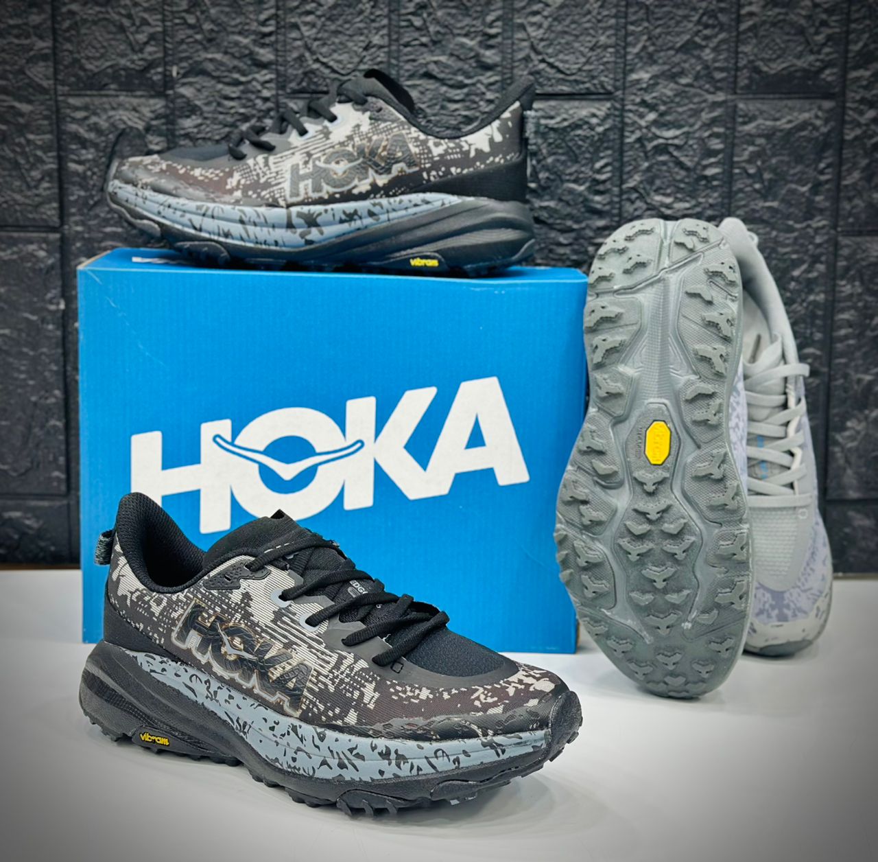 کتونی هوکا اسپید گوت ۶/Hoka speedgoat 6/بالاترین کیفیت/سایز ۴۰ تا ۴۵/فروش بصورت عمده و تک