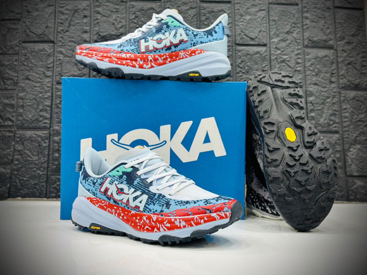 کتونی هوکا اسپید گوت ۶/Hoka speedgoat 6/سایز ۴۰ تا ۴۵/فروش بصورت عمده و تک/تضمین کیفیت