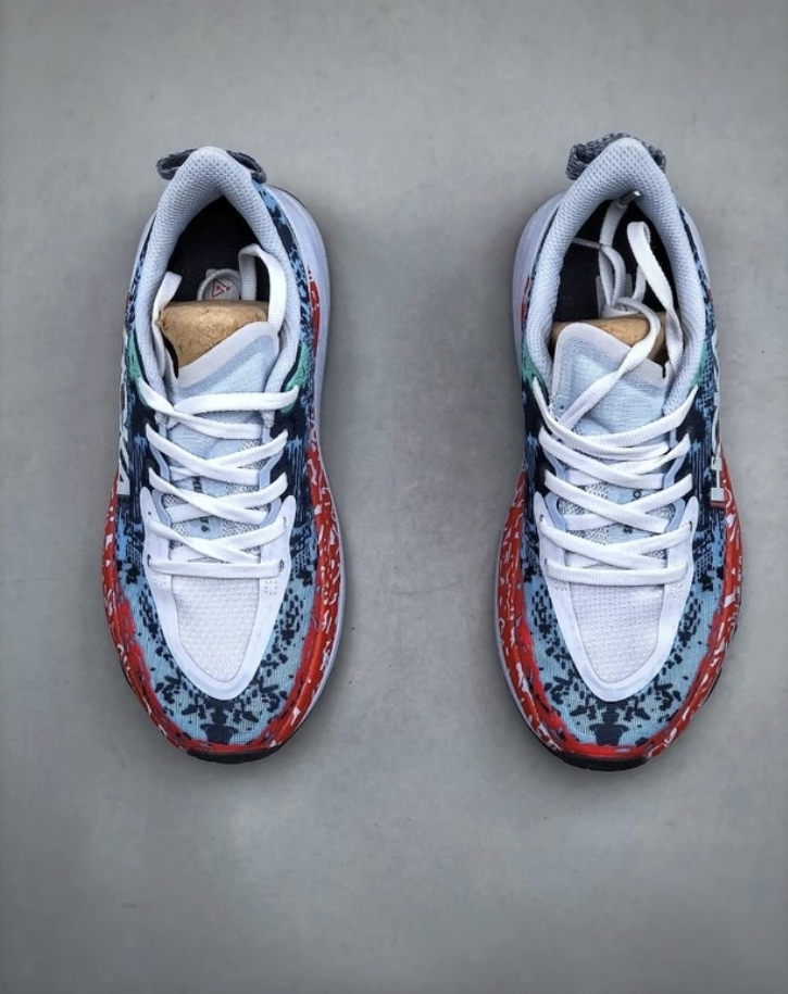 کتونی هوکا اسپید گوت ۶/Hoka speedgoat 6/سایز ۴۰ تا ۴۵/فروش بصورت عمده و تک/تضمین کیفیت