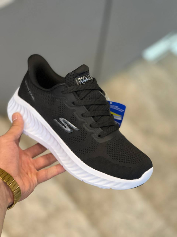 کتونی اسکیچرزSkechers max cushioning terminus sneaker . سایز ۳۷ تا ۴۰ وارداتی ساخت ویتنام فروش بصورت عمده و تک .
