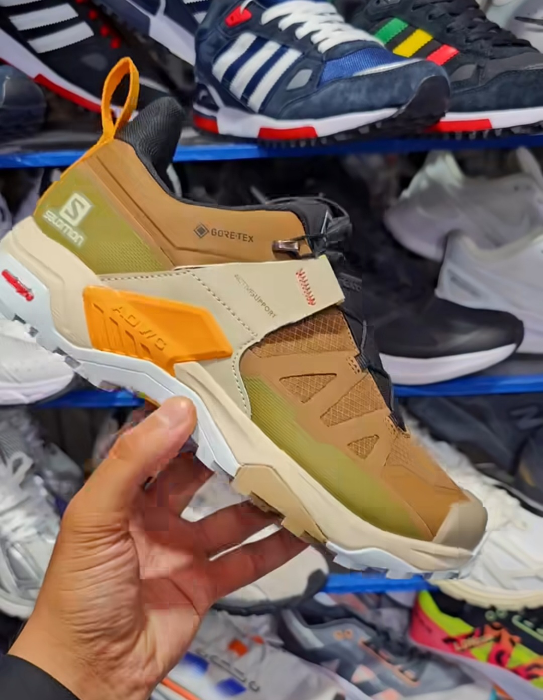 کتونی سالامون ایکس اولترا ، ساخت ویتنام سایز۴۰ تا ۴۵ فروش بصورت عمده و تک . Salomon X Ultra 4 GTX Vietnam
