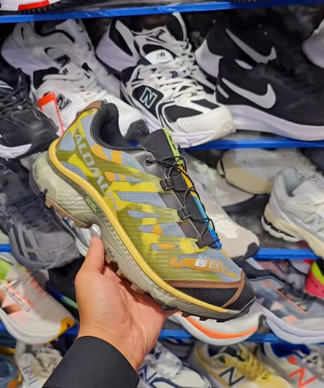 کتونی سالامون ساخت ویتنام سایز ۴۰ تا ۴۵ ، فروش بصورت عمده و تک ، salomon XT _4 OG vietnam
