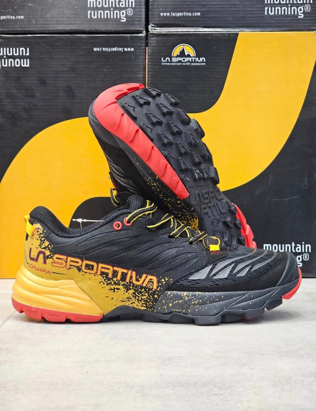 لاسپورتیوا/La Sportiva Ultra Raptor II Shoes/ساخت ایتالیا وارداتی/سایز ۴۰ تا ۴۵/ جعبه بارکددار/فروش عمده و تک/
