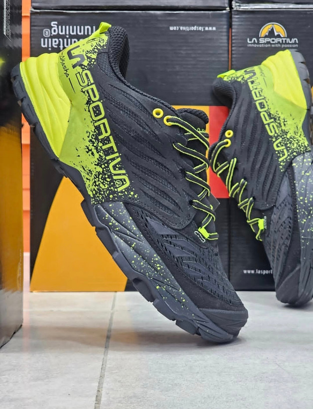 کتونی لاسپورتیوا/La Sportiva Ultra Raptor II Shoes/ساخت ایتالیا وارداتی/سایز ۴۰ تا ۴۵/ فروش عمده و تک/جعبه بارکددار
