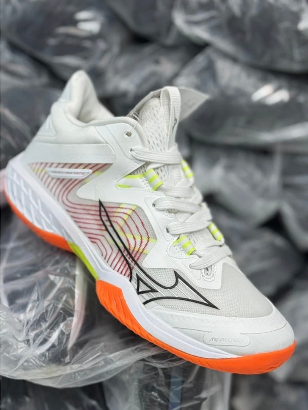 کتونی والیبالی میزانو ویو لایتنینگ ویتنامی وارداتی/Mizuno Wave Lithning ZY/سایز 40 الی 45/ فروش عمده و تک