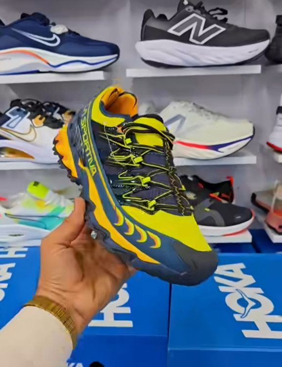 کتونی لاسپورتیوا/La Sportiva Ultra Raptor II Shoes