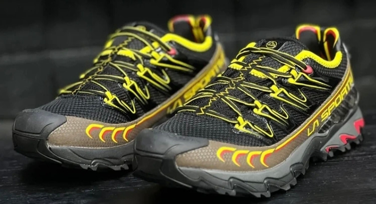 لاسپورتیوا/La Sportiva Ultra Raptor II Shoes/ساخت ایتالیا وارداتی/سایز ۴۰ تا ۴۵/ فروش عمده و تک/