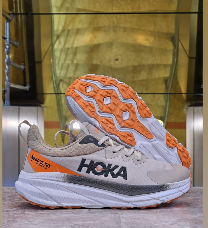 کتونی هوکا چلنجرHoka challenger ساخت ویتنام/