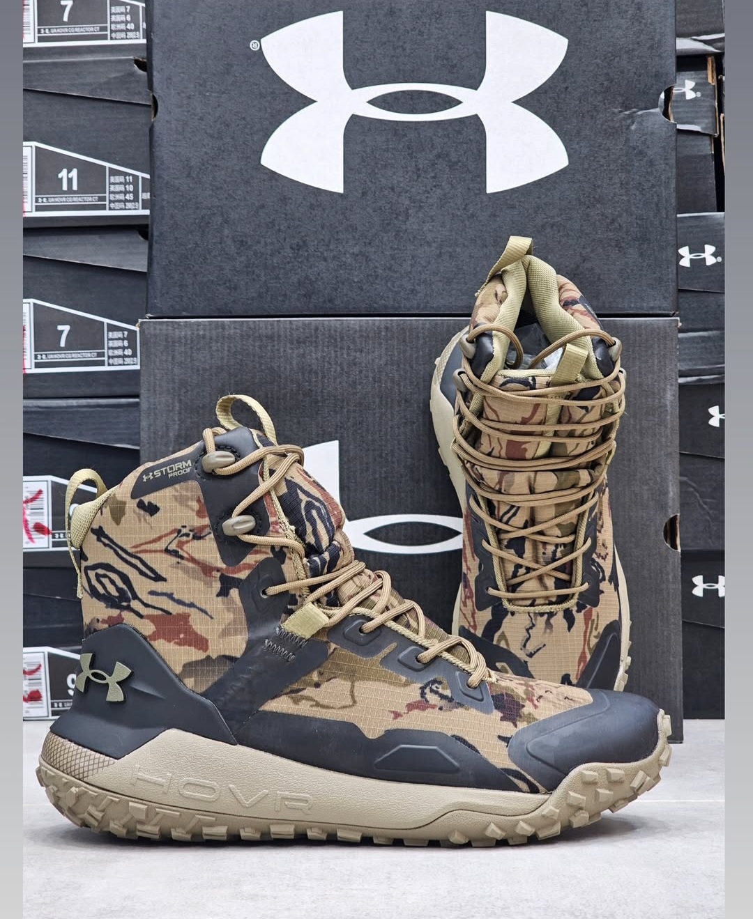 بوت آندرآرمور هاور استورم نظامی/ Under Armour HOVR Storm