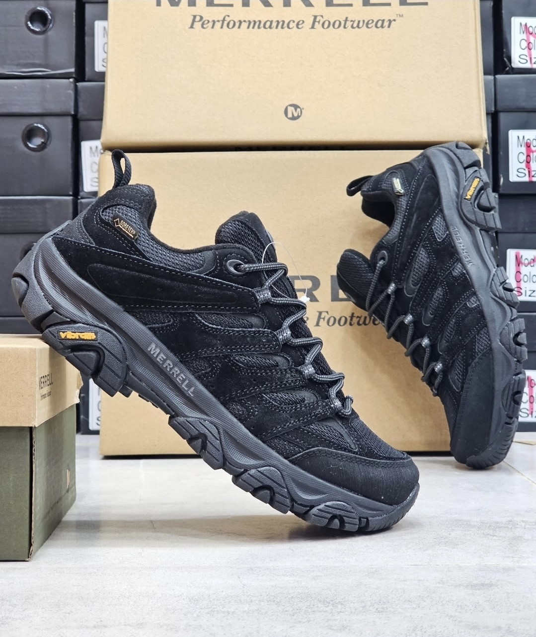کفش ترکینگ مرل موآب Moab ضدآب GORE-TEX با زیره ویبرام/سایز ۴۰ تا ۴۵/تضمین کیفیت/فروش عمده و تک