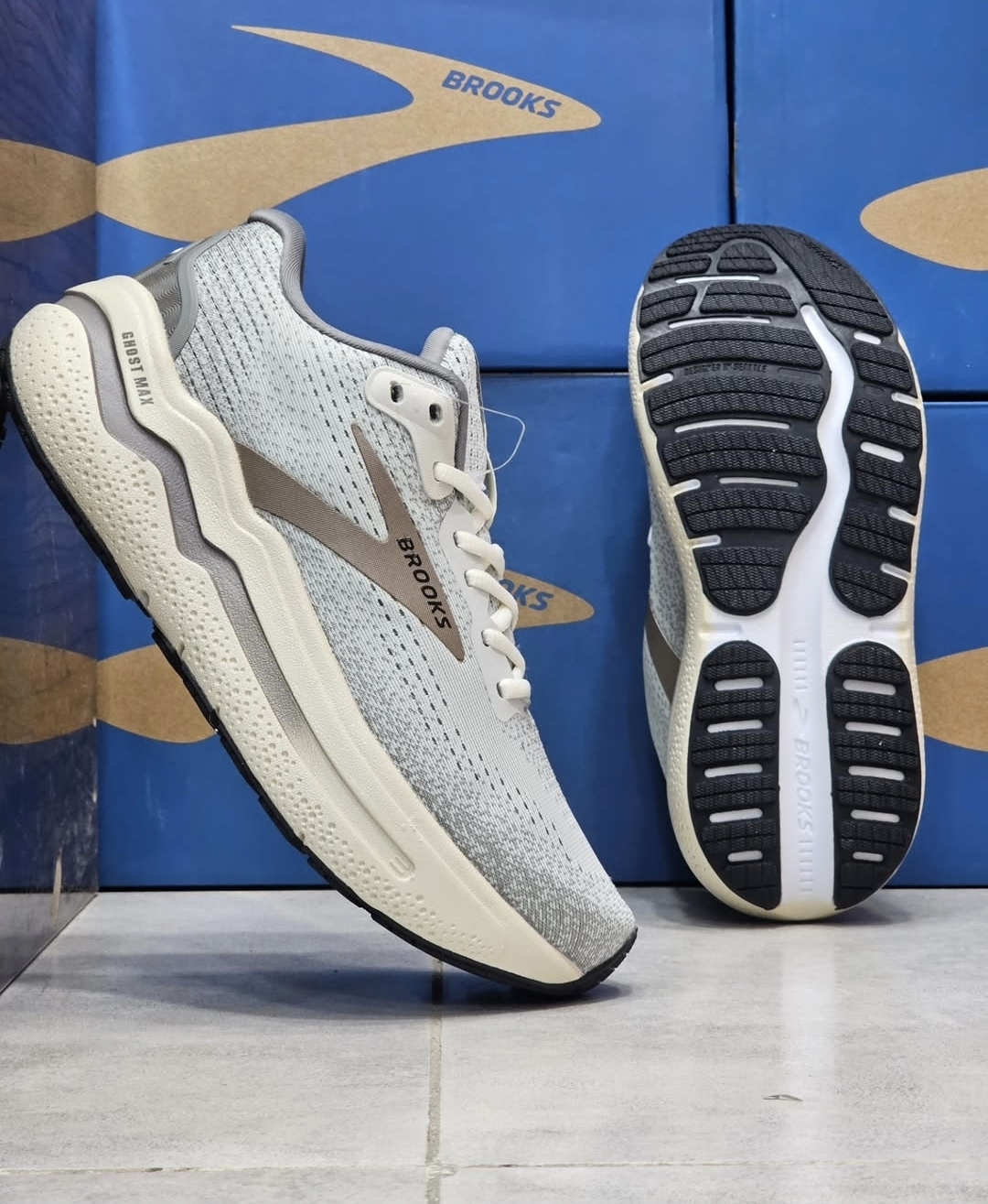 کفش بروکس گاست مکس ۲ ساخت ویتنام Brooks Ghost Max 2 سایز ۴۰ تا ۴۵