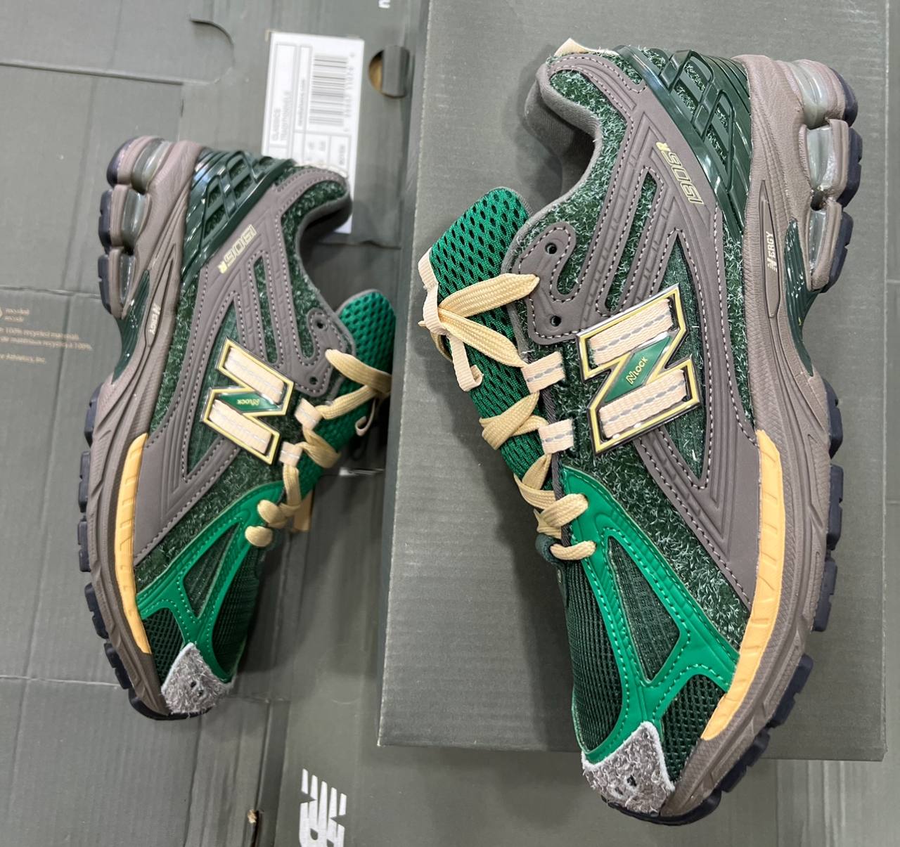 کفش نیوبالانس ۱۹۰۶ Newbalance/ سایز۴۰ تا ۴۵ فروش بصورت عمده و تک/تضمین کالا